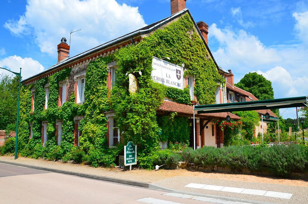 Auberge La Croix Blanche Combreux エクステリア 写真